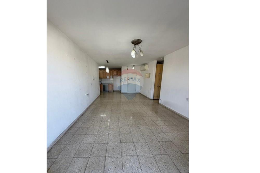 Apartment for Sale in Kfar Saba - Image 4