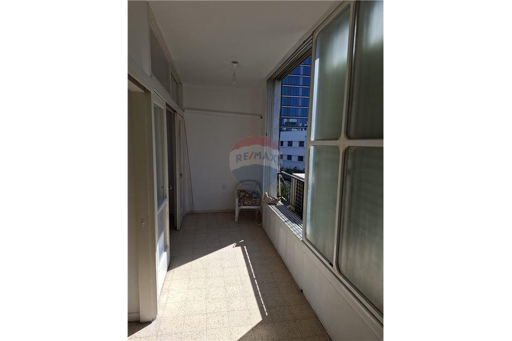 Apartment for Sale in Tel Aviv - Image 3