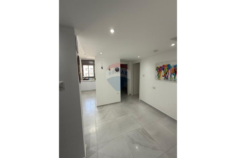 Apartment for Sale in נתיבות - Image 3