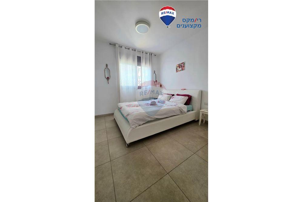 Apartment for Sale in Hadera - Image 2