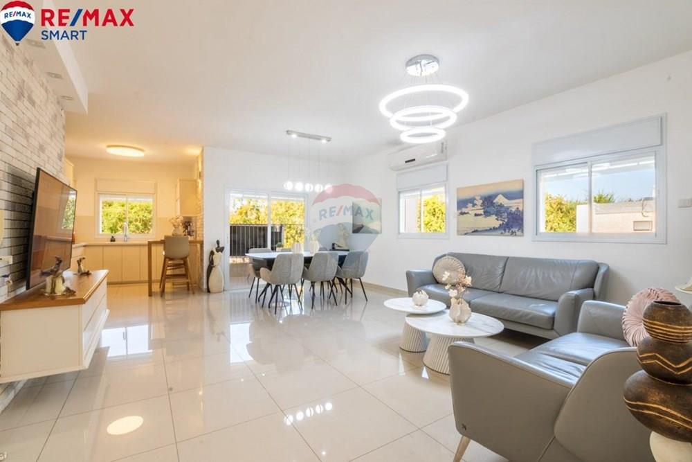 Apartment for Sale in קרית אתא - Image 1
