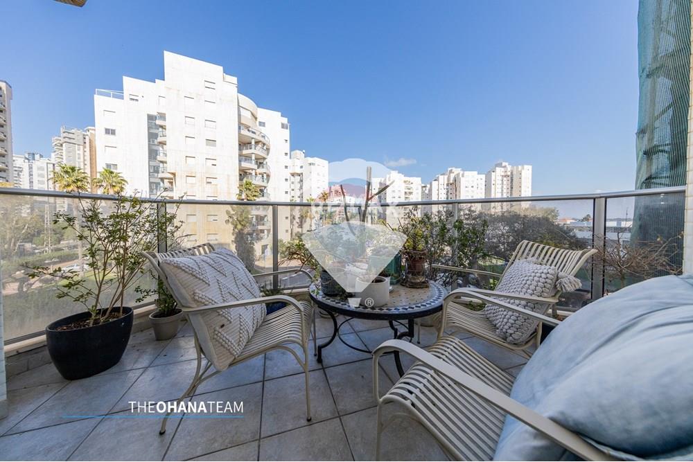 Apartment for Sale in Netanya - Image 6