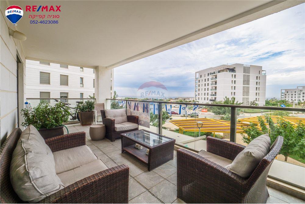 Apartment for Sale in Nahariya - Image 2