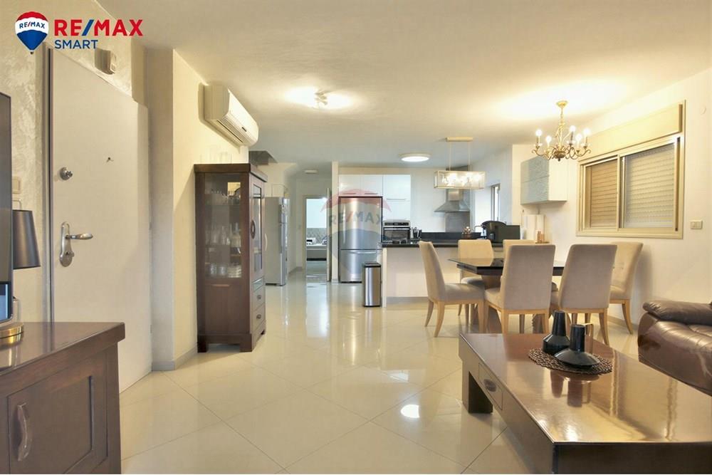 Apartment for Sale in קרית חיים - Image 4