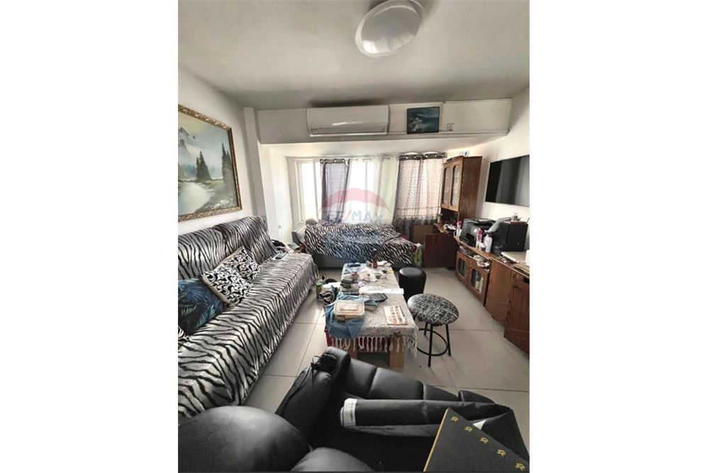 Apartment for Sale in Tel Aviv - Image 1