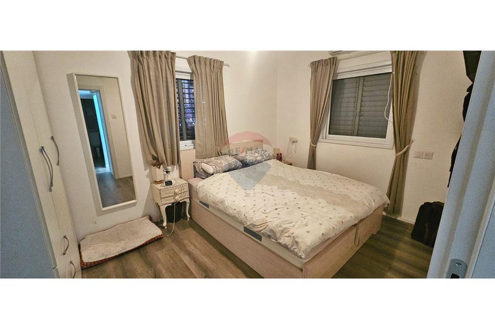 Apartment for Sale in Tel Aviv - Image 4