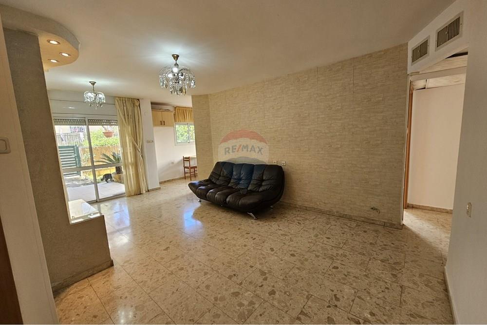 Apartment for Sale in Karmiel - Image 3