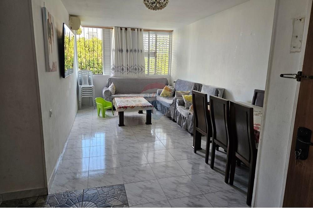 Apartment for Sale in Kiryat Yam - Image 1