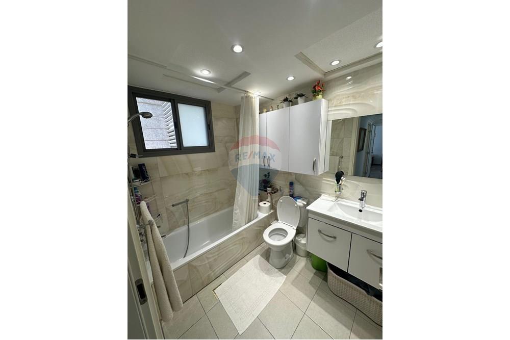 Apartment for Sale in Israel - Image 3