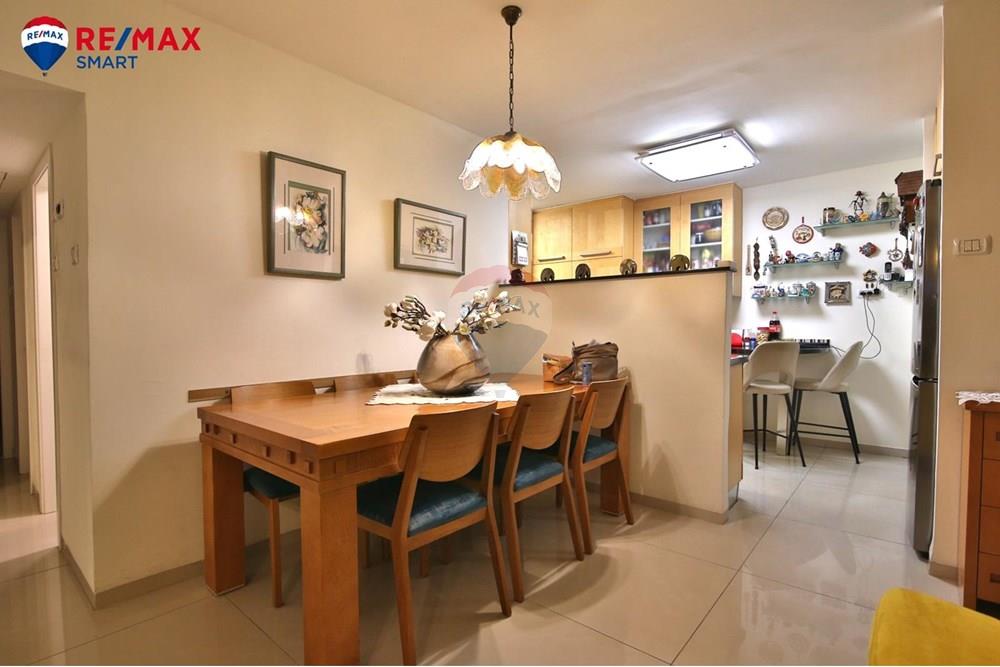 Apartment for Sale in Kiryat Yam - Image 5