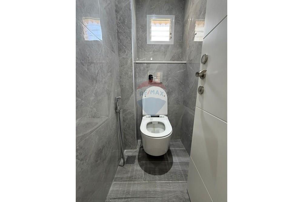 Apartment for Sale in Kiryat Yam - Image 6