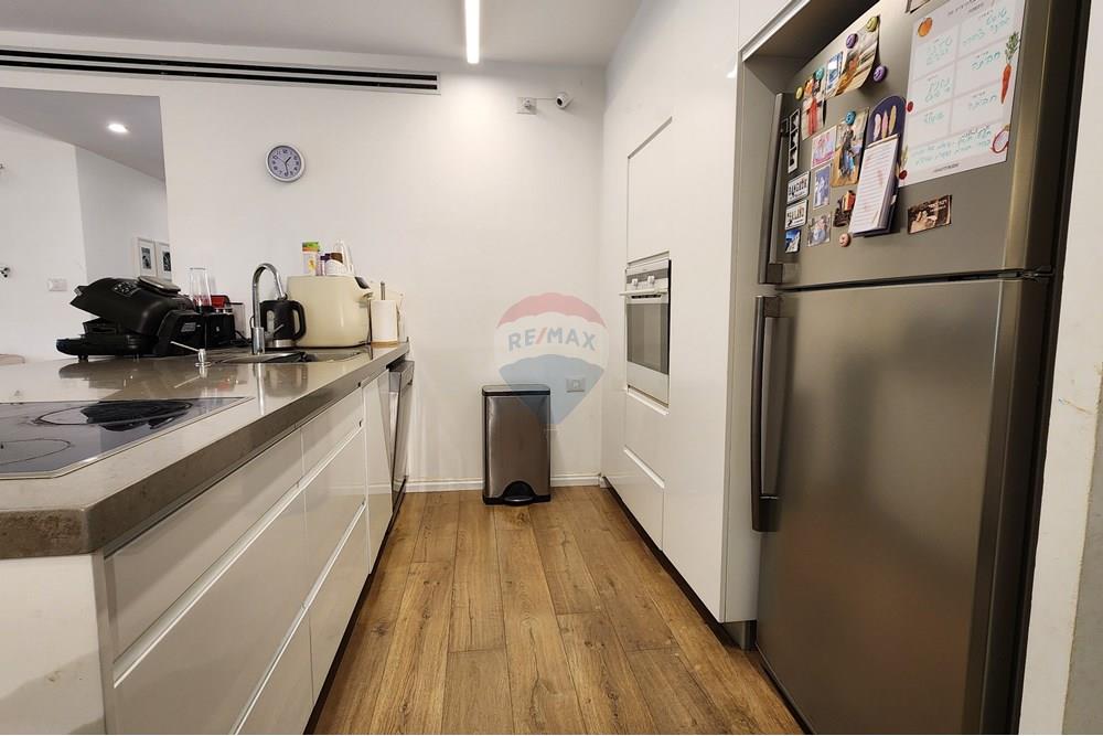 Apartment for Sale in Herzliya - Image 5