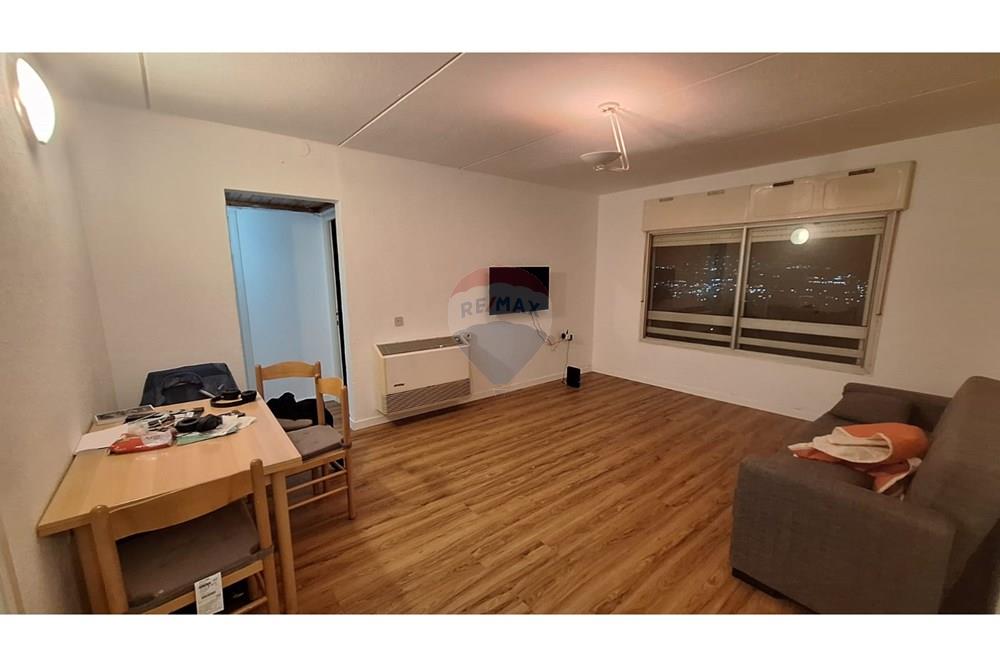 Apartment for Sale in Karmiel - Image 2
