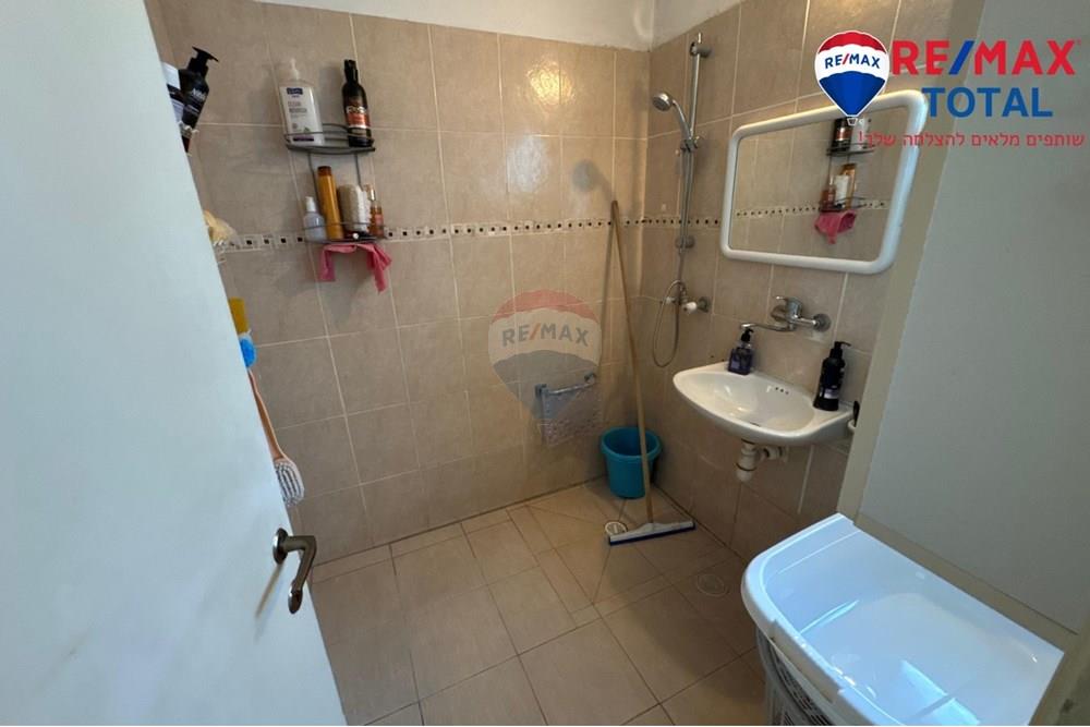 Apartment for Sale in Yavne - Image 4