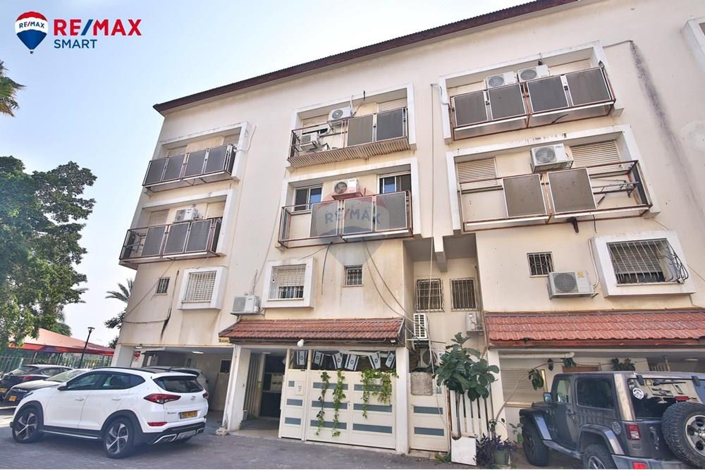 Apartment for Sale in קרית מוצקין - Image 1