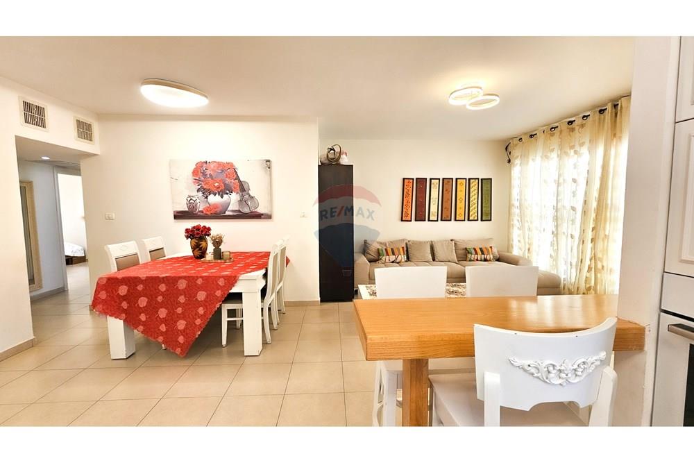 Apartment for Sale in Ashdod - Image 3