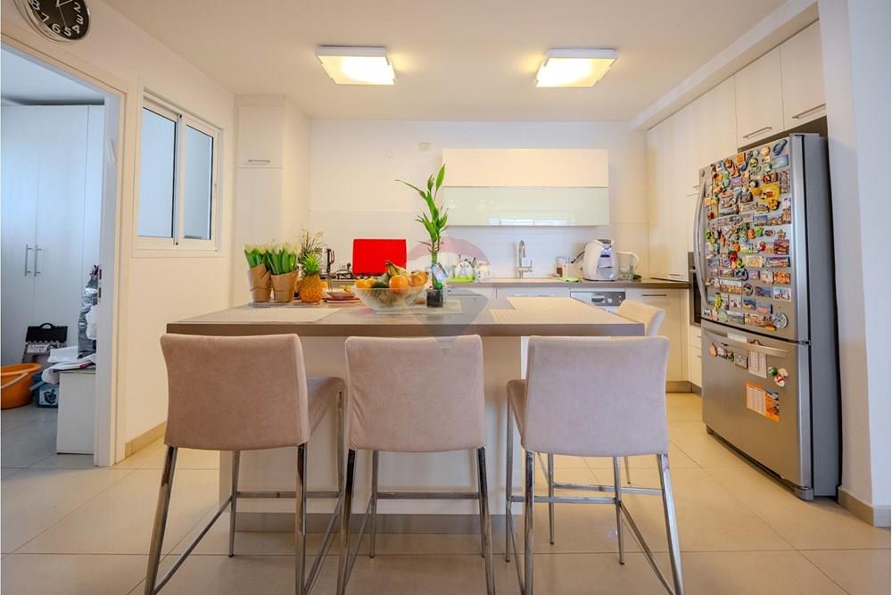 Apartment for Sale in Tel Aviv - Image 6