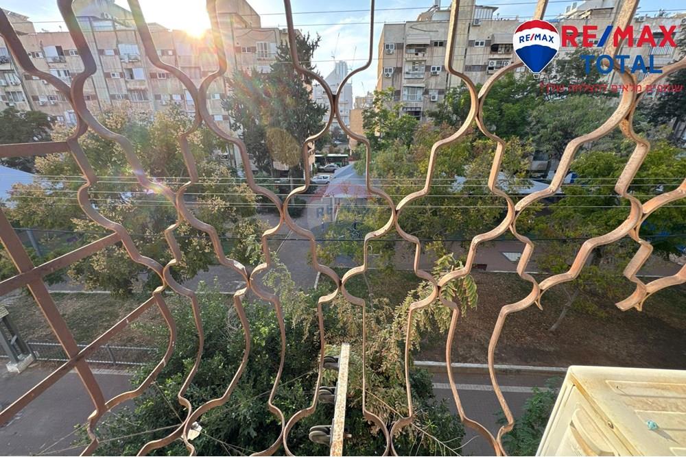 Apartment for Sale in Holon - Image 4