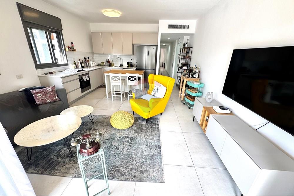 Apartment for Sale in Ramat Gan - Image 5