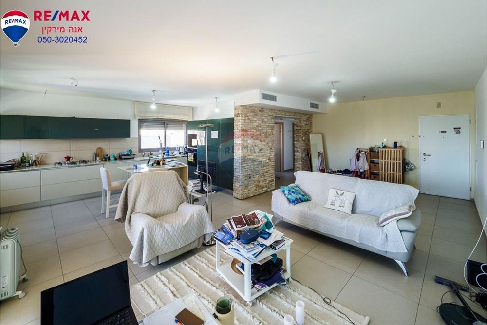 Apartment for Sale in Nahariya - Image 5