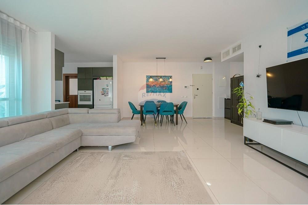 Apartment for Sale in חריש - Image 2