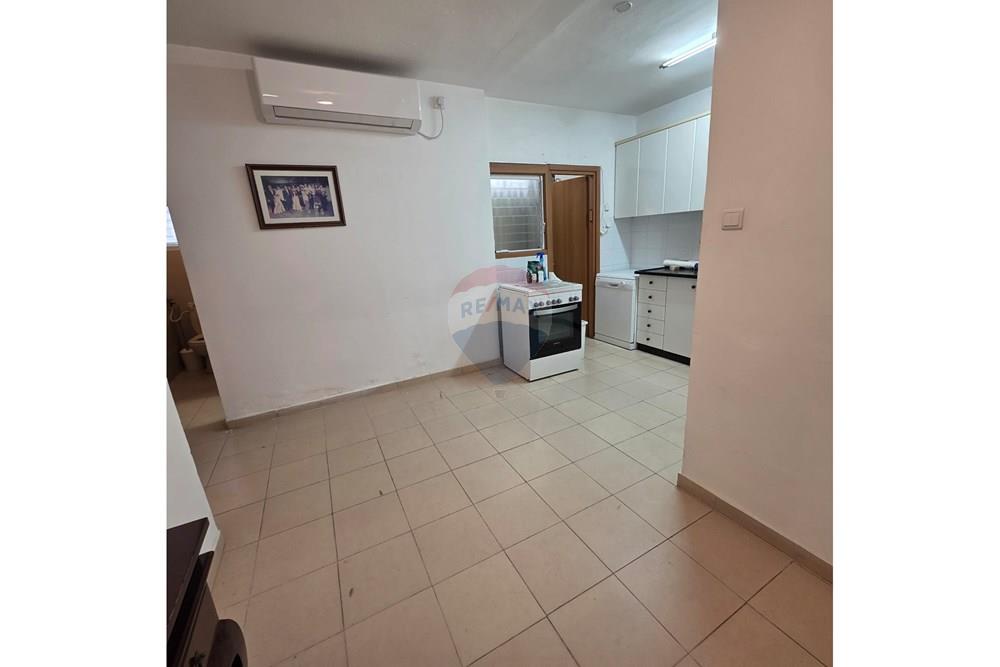 Apartment for Sale in Netanya - Image 4