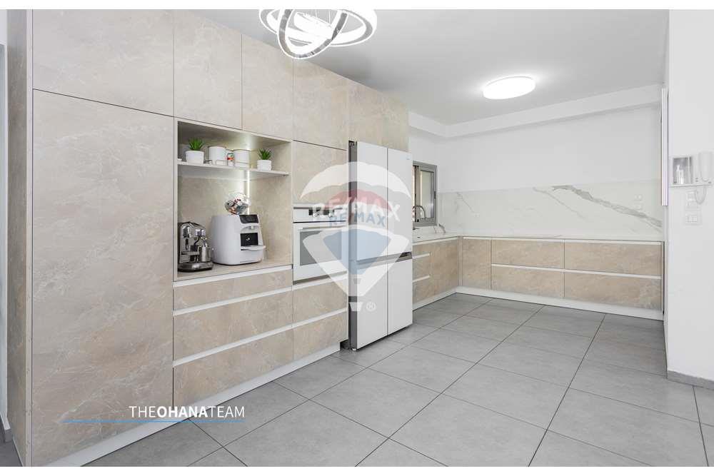 Apartment for Sale in Netanya - Image 3
