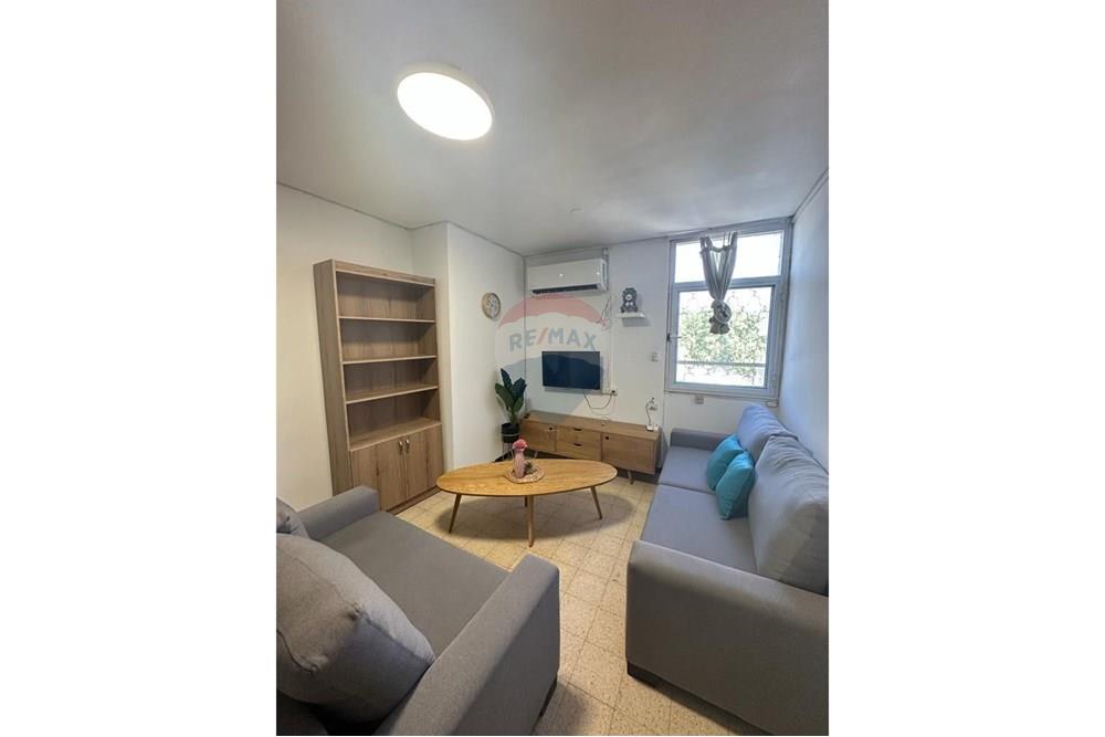 Apartment for Sale in Beer Sheva - Image 2