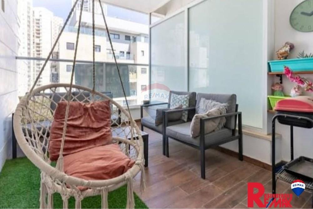 Apartment for Sale in Bat Yam - Image 5
