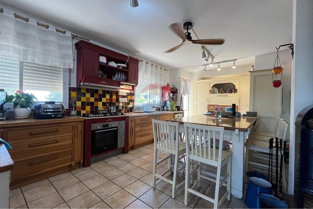 Condo for Sale in אבטליון - Image 3