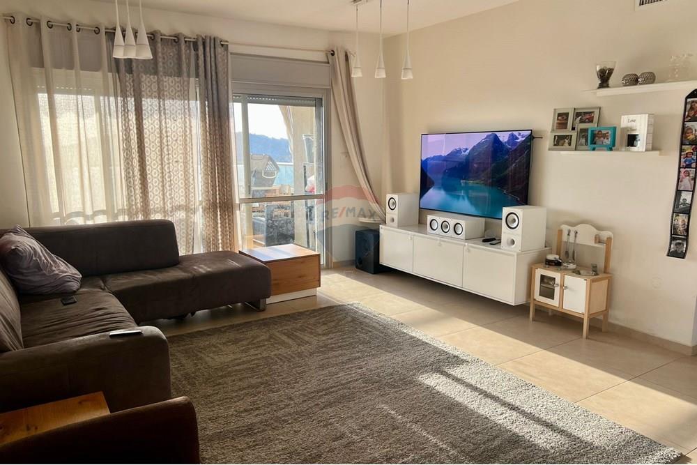 Apartment for Sale in Karmiel - Image 2