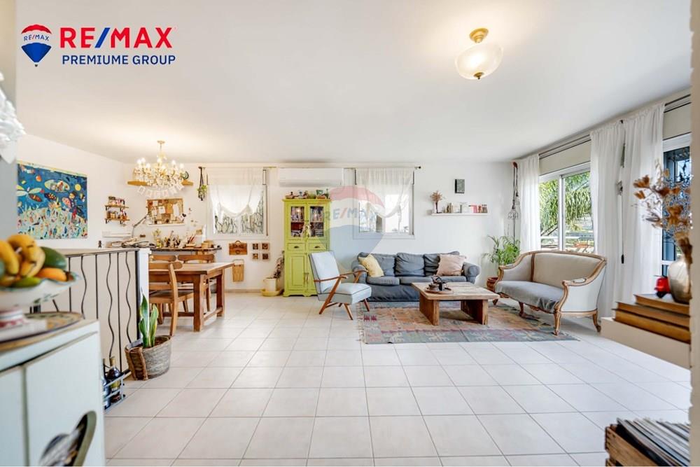 Apartment for Sale in שוהם - Image 3
