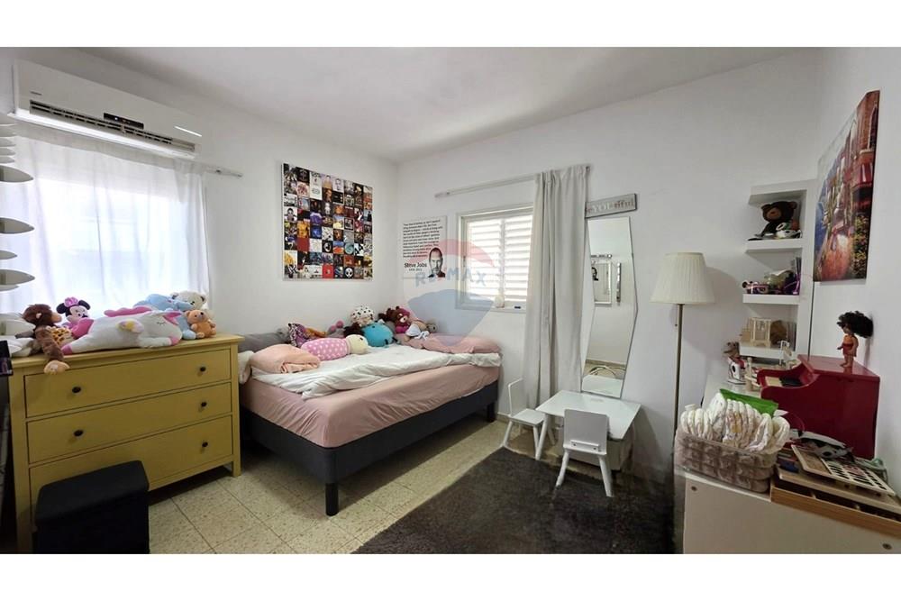 Apartment for Sale in Tel Aviv - Image 5