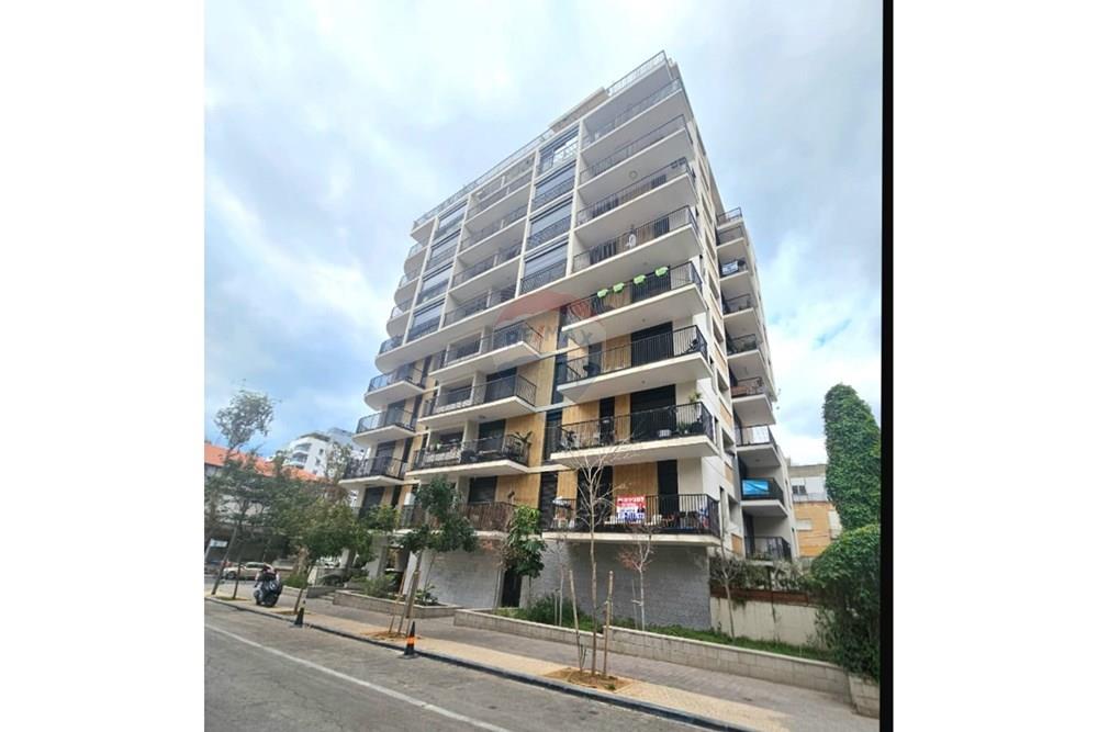 Apartment for Sale in Ramat Gan - Image 1