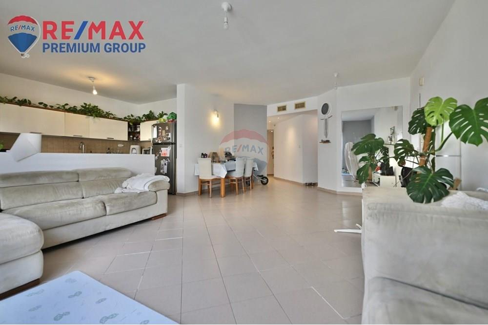 Apartment for Sale in שוהם - Image 4