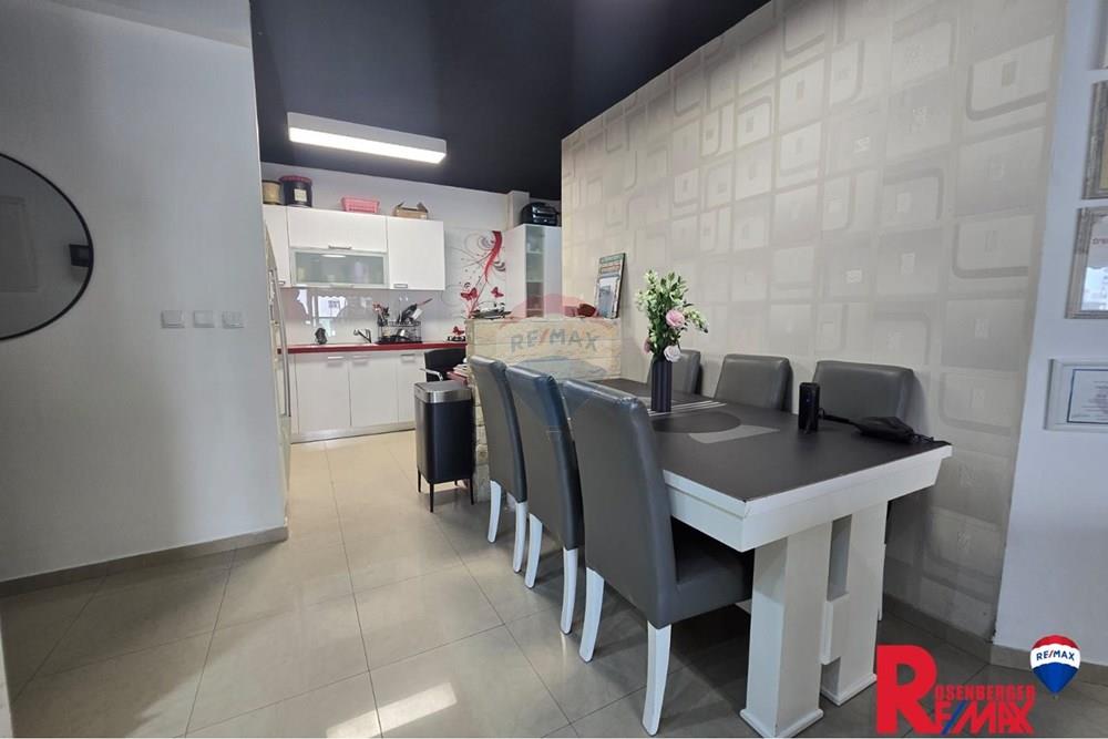 Apartment for Sale in Bat Yam - Image 4