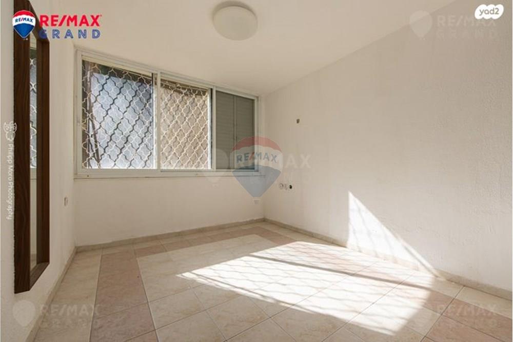 Apartment for Sale in Haifa - Image 5