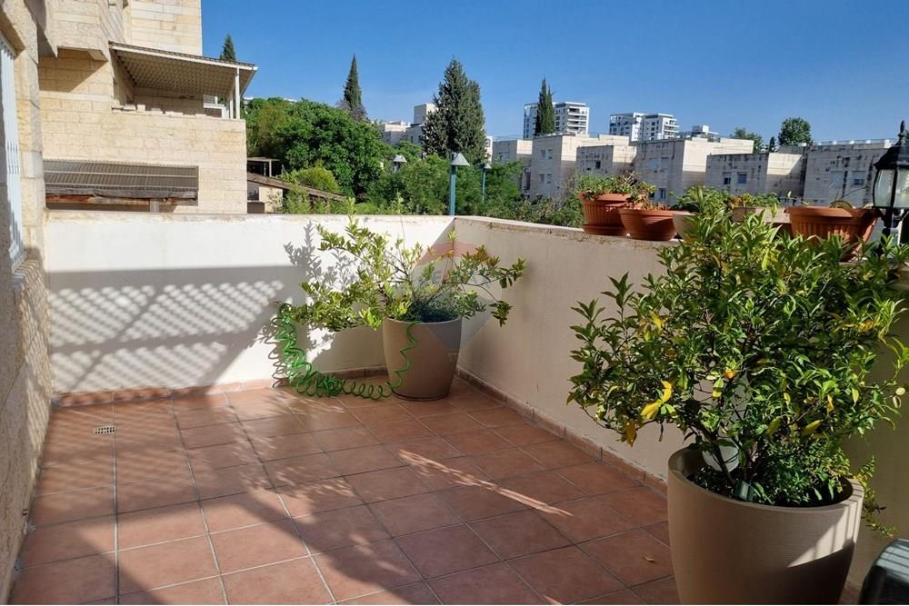 Apartment for Sale in Modi'in - Image 2