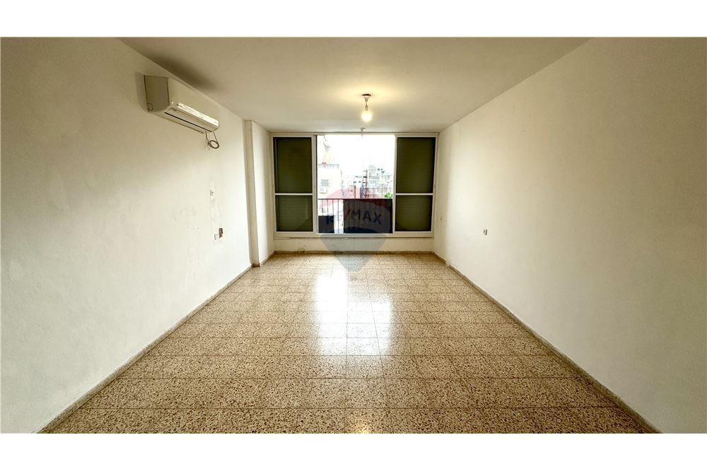 Apartment for Sale in Afula - Image 4