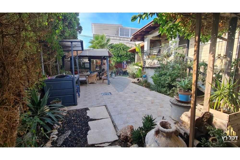 Apartment for Sale in Acre - Image 1