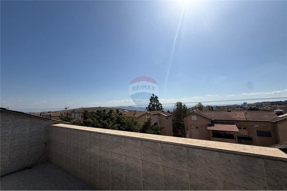 Apartment for Sale in נוף הגליל - Image 2