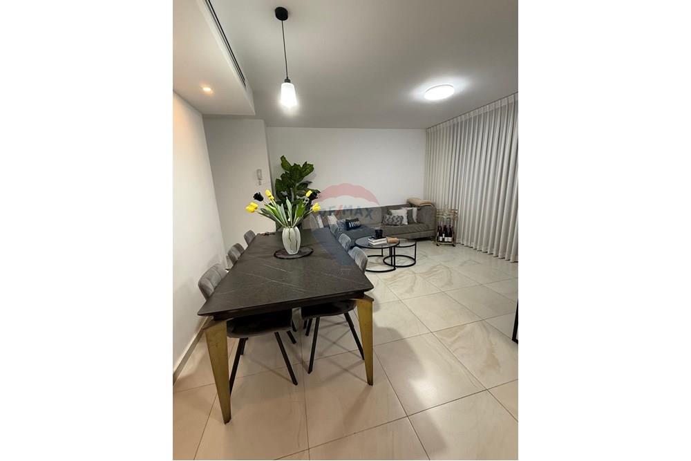 Apartment for Sale in נתיבות - Image 4