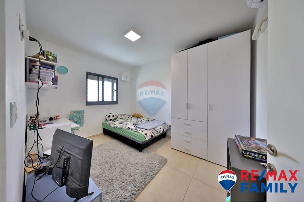 Apartment for Sale in קרית ביאליק - Image 3