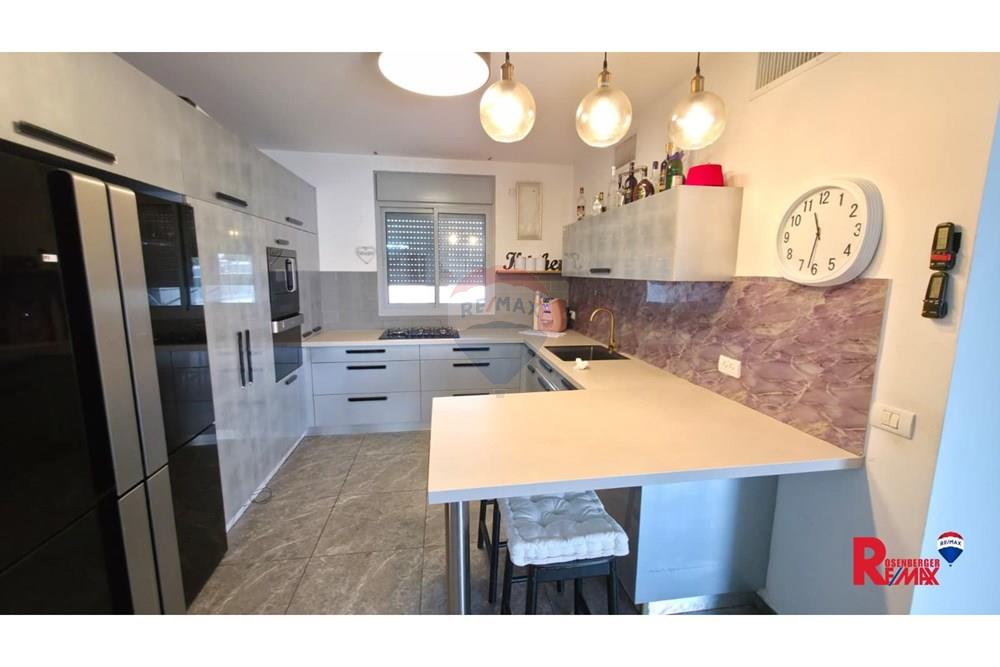 Apartment for Sale in Yavne - Image 6