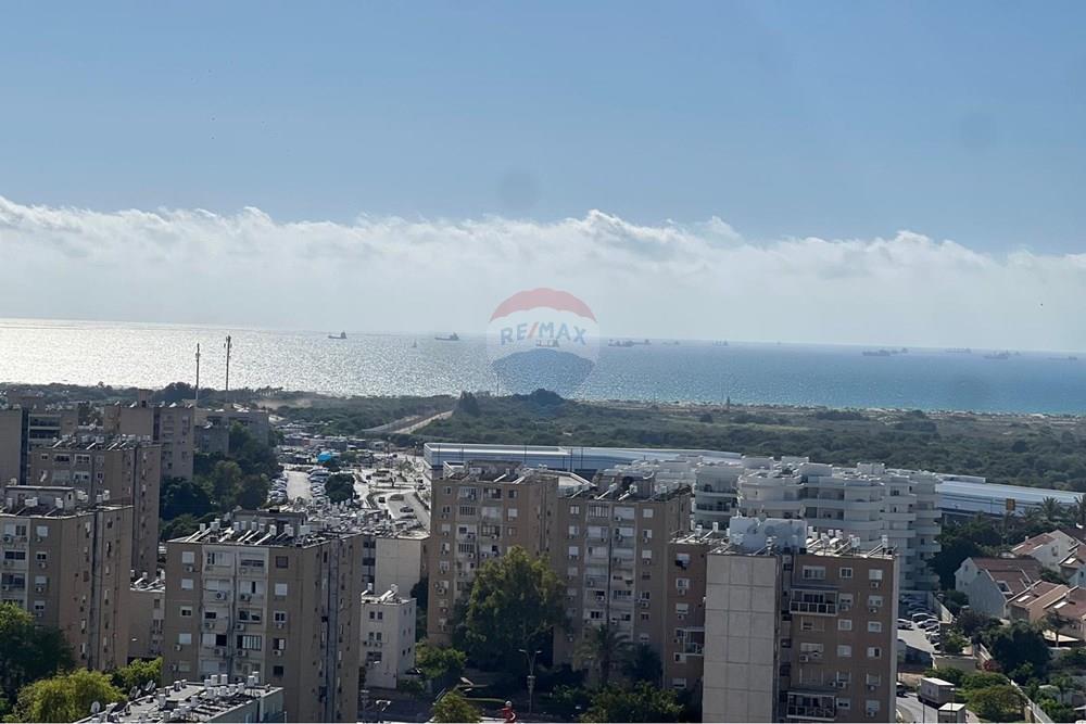 Apartment for Sale in Kiryat Yam - Image 6