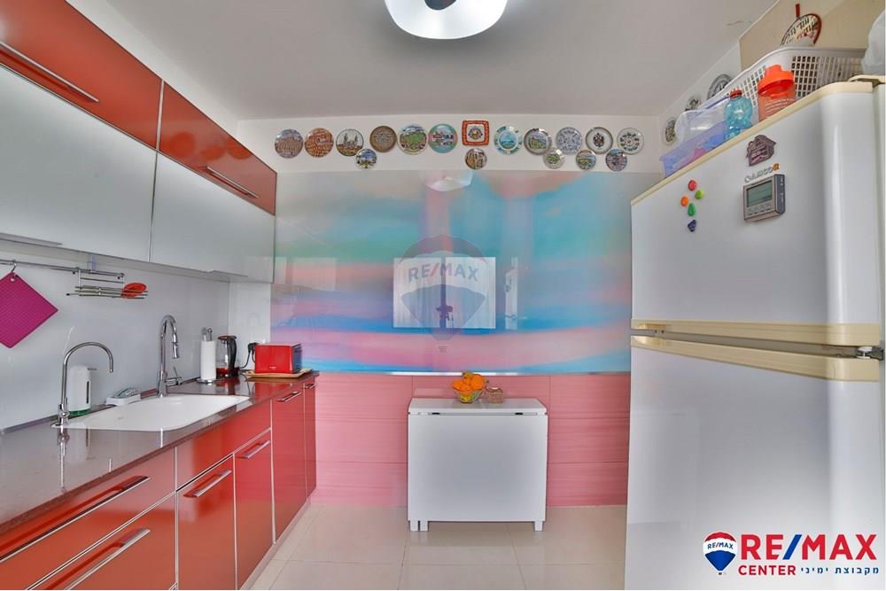Apartment for Sale in Bat Yam - Image 4