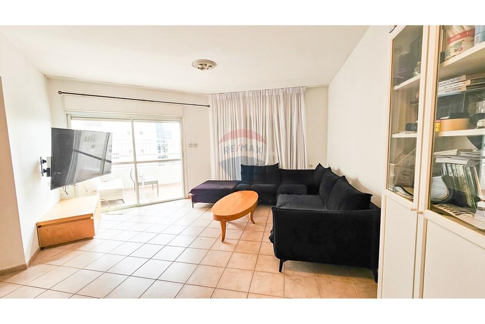 Apartment for Sale in Ashdod - Image 1