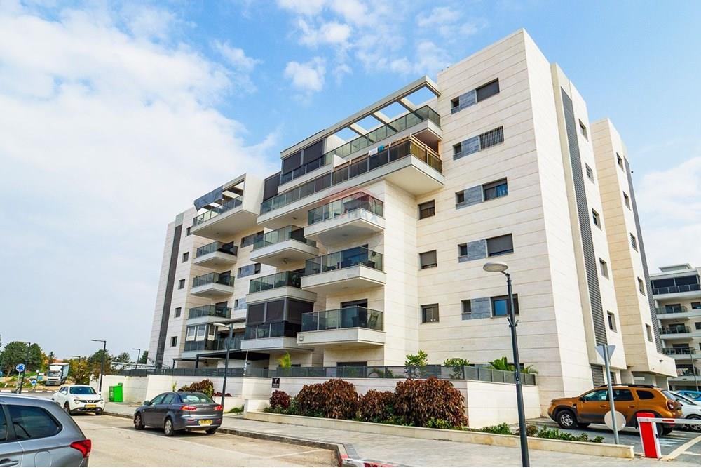 Apartment for Sale in Nahariya - Image 1