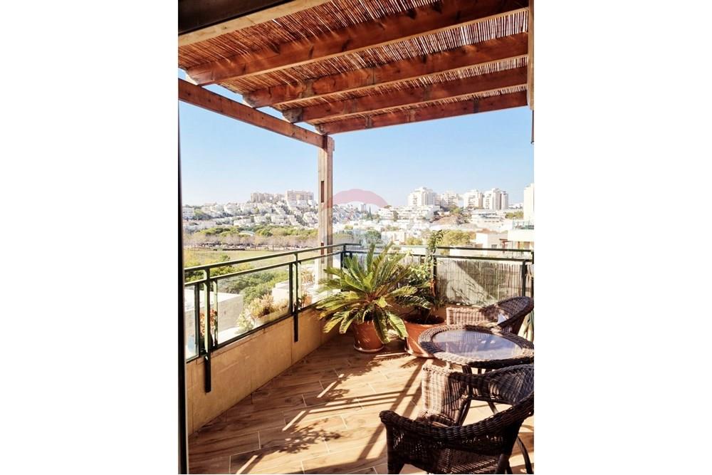 Apartment for Sale in Modi'in - Image 1