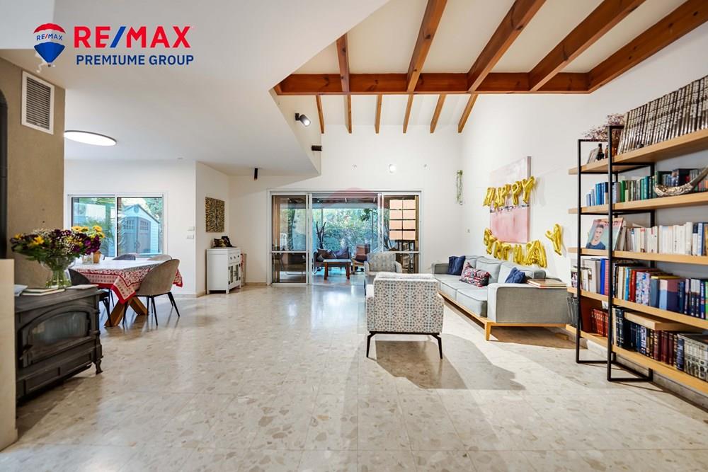 Apartment for Sale in שוהם - Image 6
